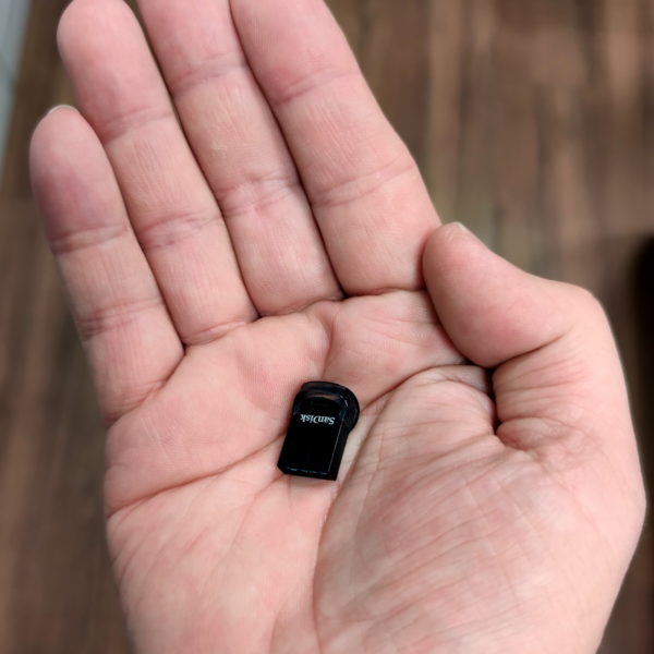 Moderner USB 3 Stick bringt viel Speicherkapazität auf engstem Raum